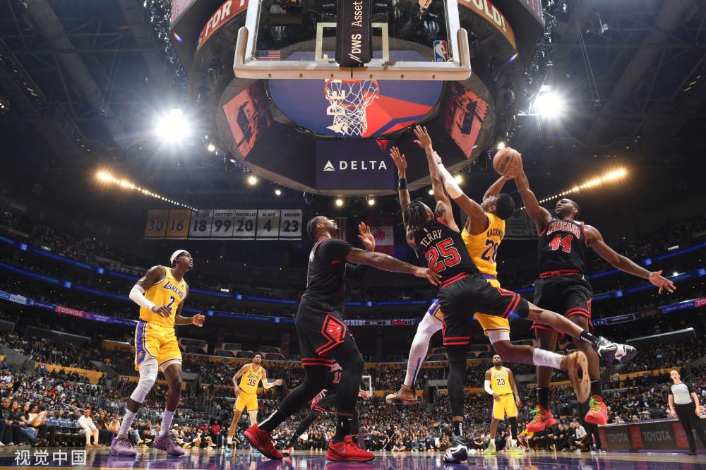 但球队在门 但球队在门